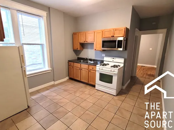 4056 W Hirsch St #1, Chicago, IL 60651