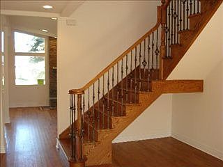 3rd image of 22W089 Woodview Dr