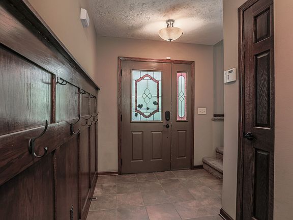 4th image of 1405 Elizabeth Dr