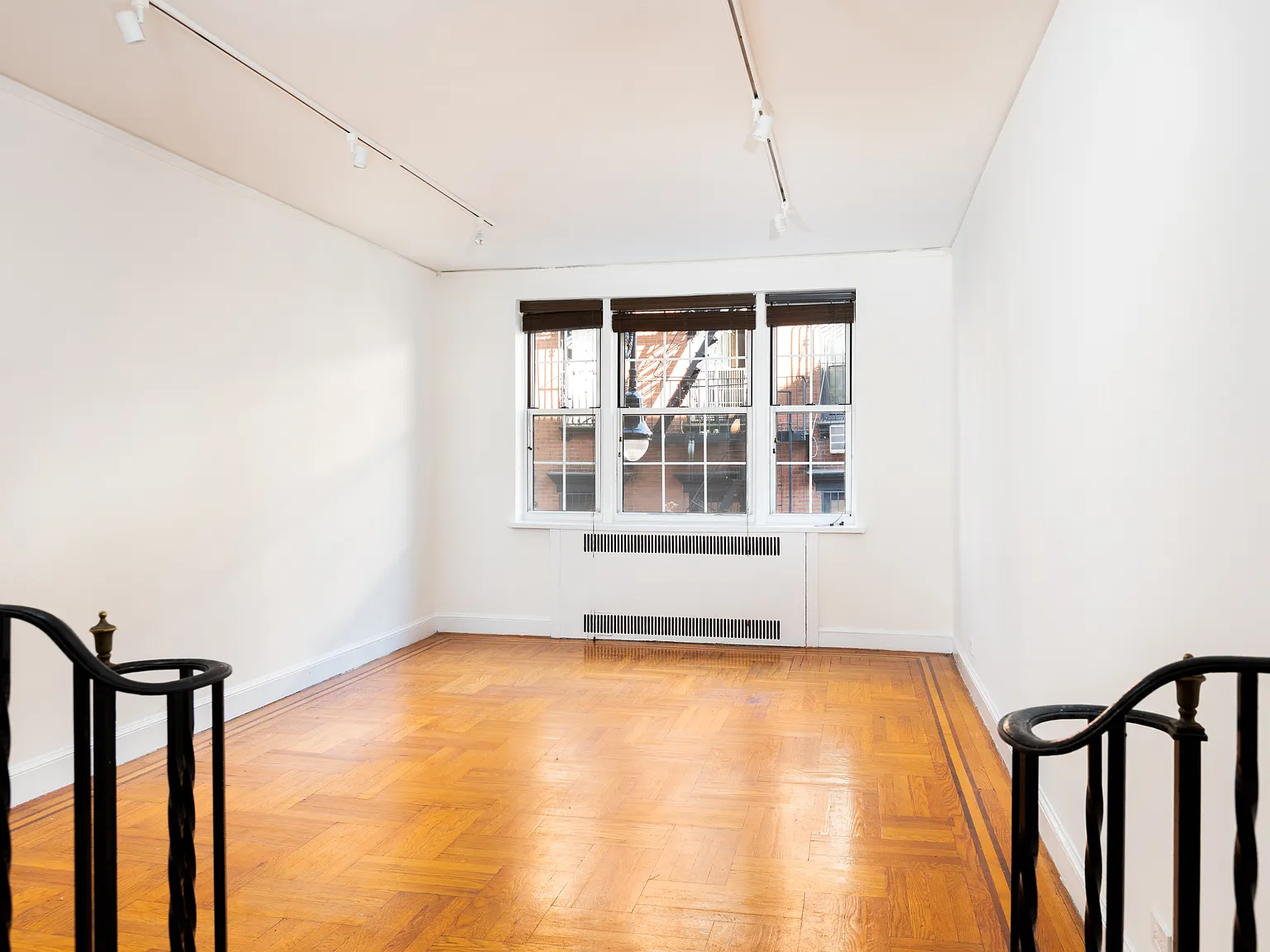 25 Minetta Lane — Photo 3