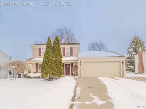 34711 Bunker Hill Dr, Farmington Hills, MI 48331