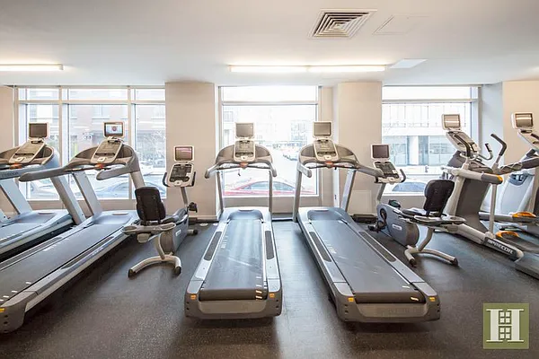 Rented by Halstead Real Estate | media 28