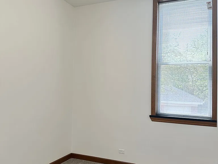 730 N Seminary Ave #2A — Photo 8