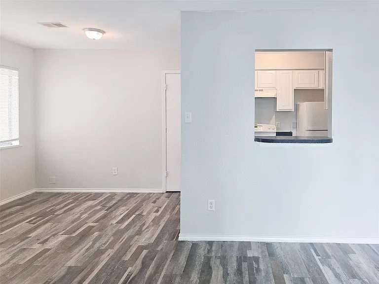 398 Duroux Rd #A — Photo 3