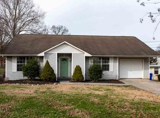 5548 Willow Springs Dr, Morristown, TN 37814