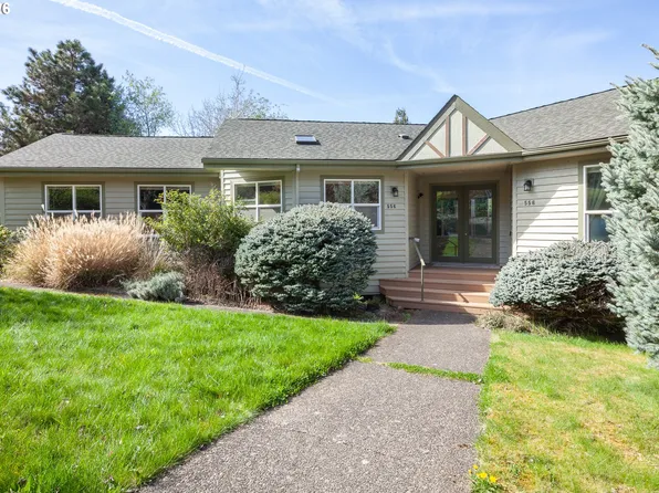 556 Forestview Dr, Hood River, OR 97031