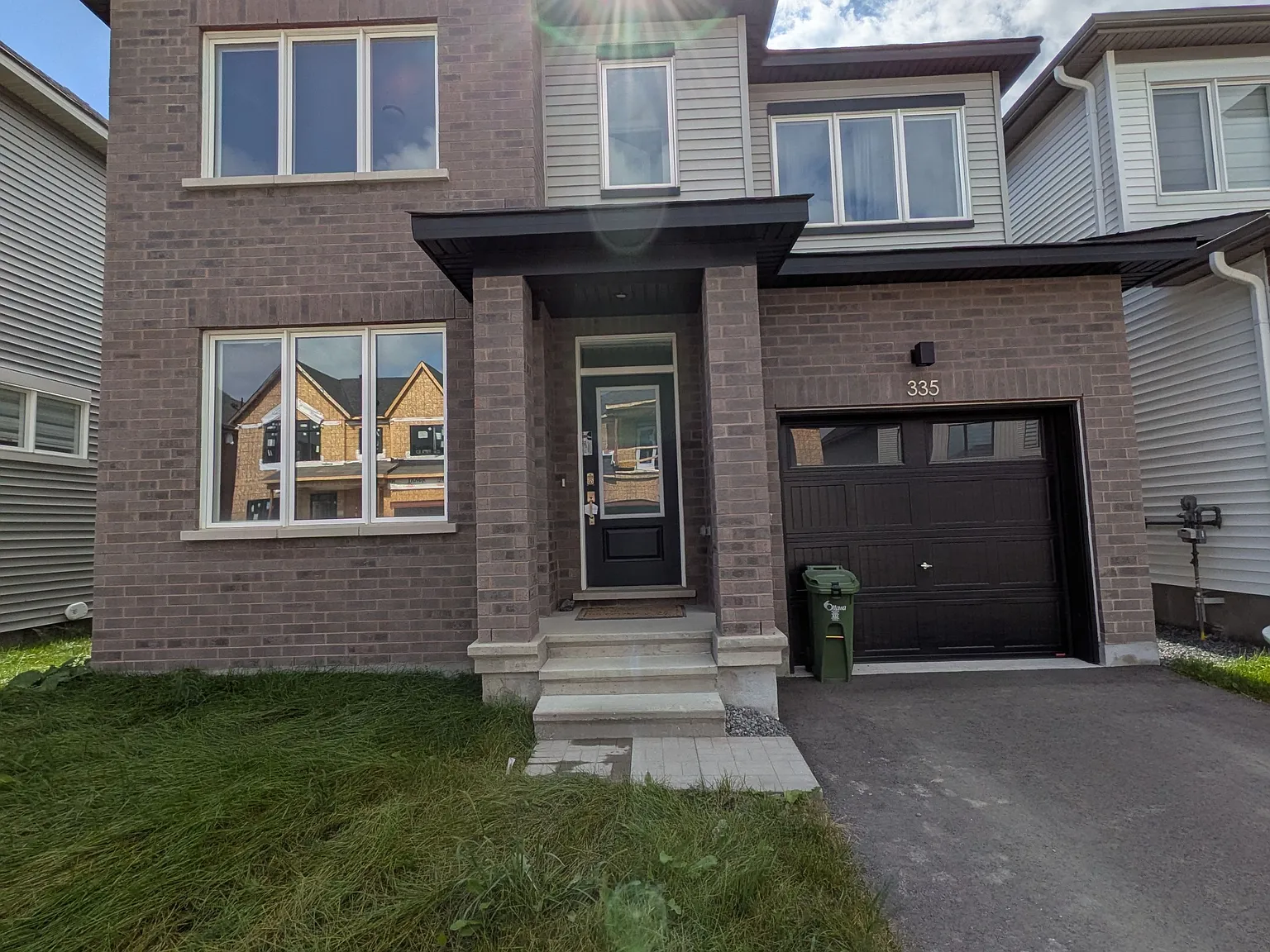 4 bed, $2,900 — Photo 2