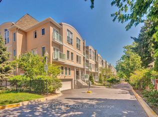 70 Byng Ave #32, Toronto, ON M2N 7L9