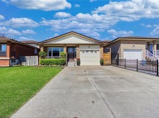 4 Colgate Ct, Hamilton, ON