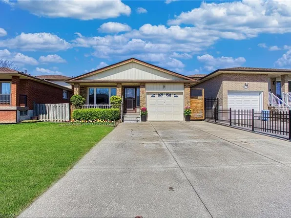 4 Colgate Ct, Hamilton, ON L9C 6Z6