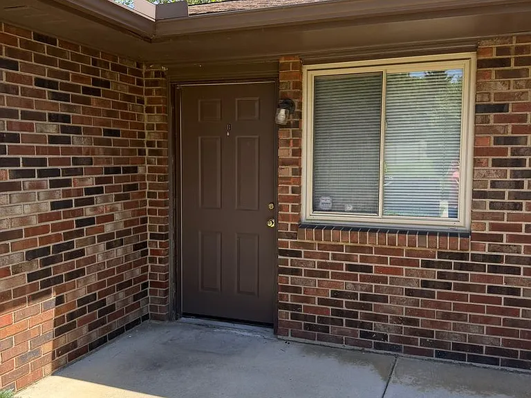1306 Black Forest Dr — Photo 10