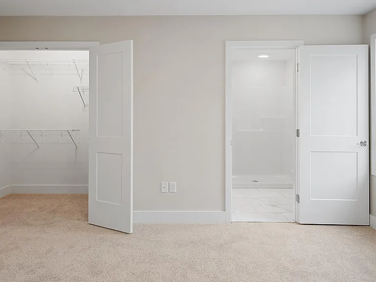 129 Graystone St — Photo 14