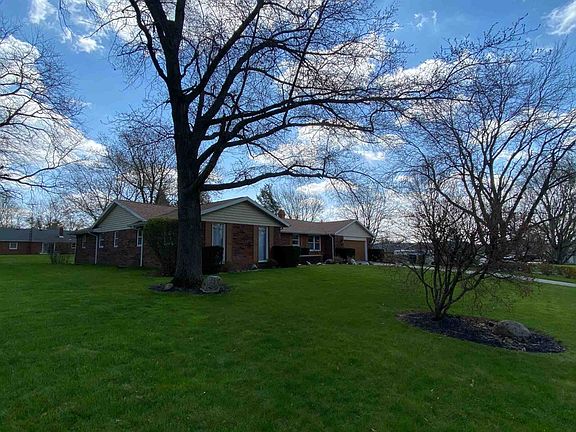 2nd image of 504 N Parkwood Dr
