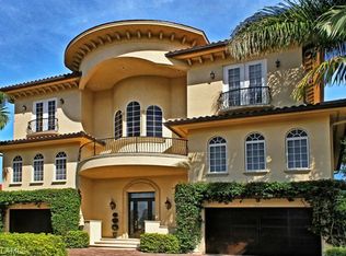 395 Seabee Ave, Naples, FL 34108