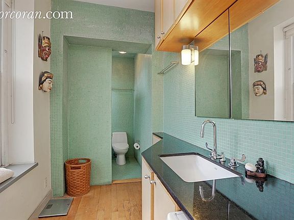 5th image of 799 Greenwich St APT 5S