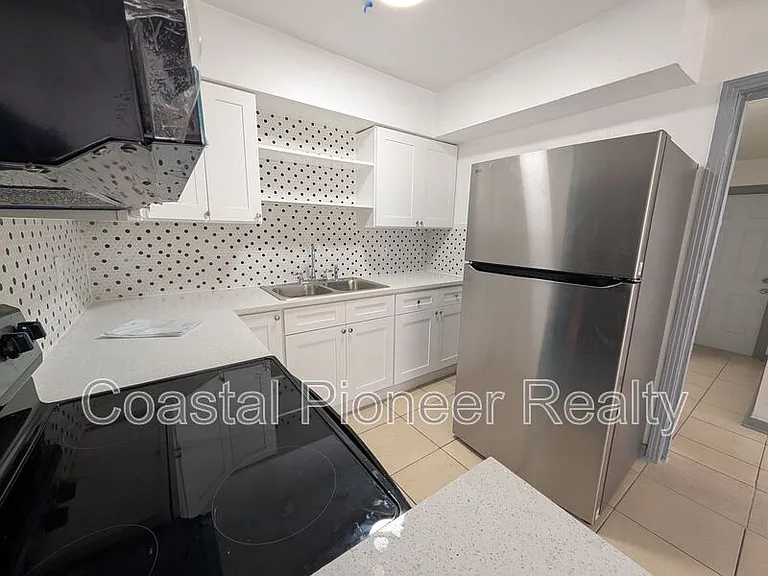 3721 N Whittier St — Photo 13