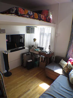 Rented by Glasser Realty LLC | media 8