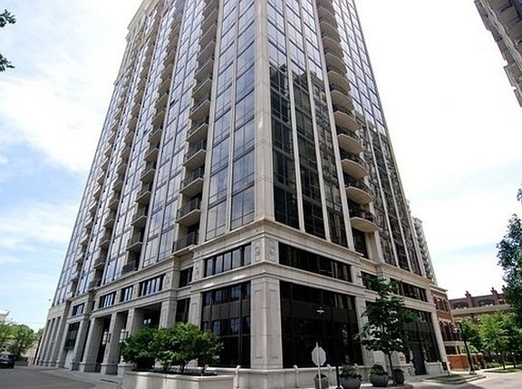 2nd image of 233 E 13th St APT 1006