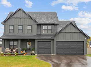 17926 Hidden Creek Trl, Lakeville, MN 55044