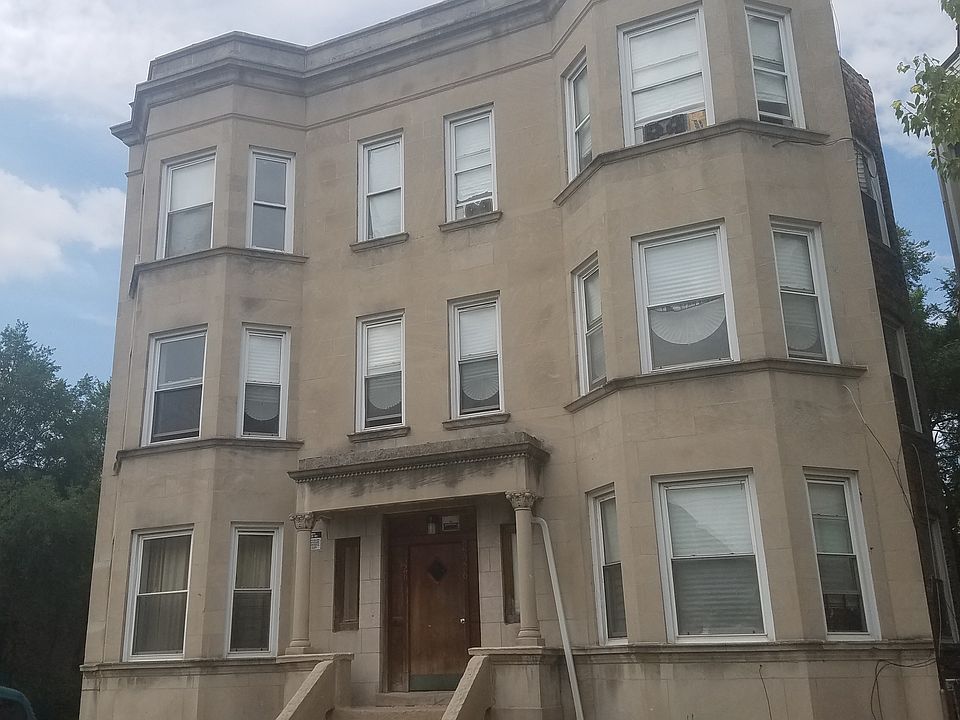 1st image of 5326 S Calumet Ave #3