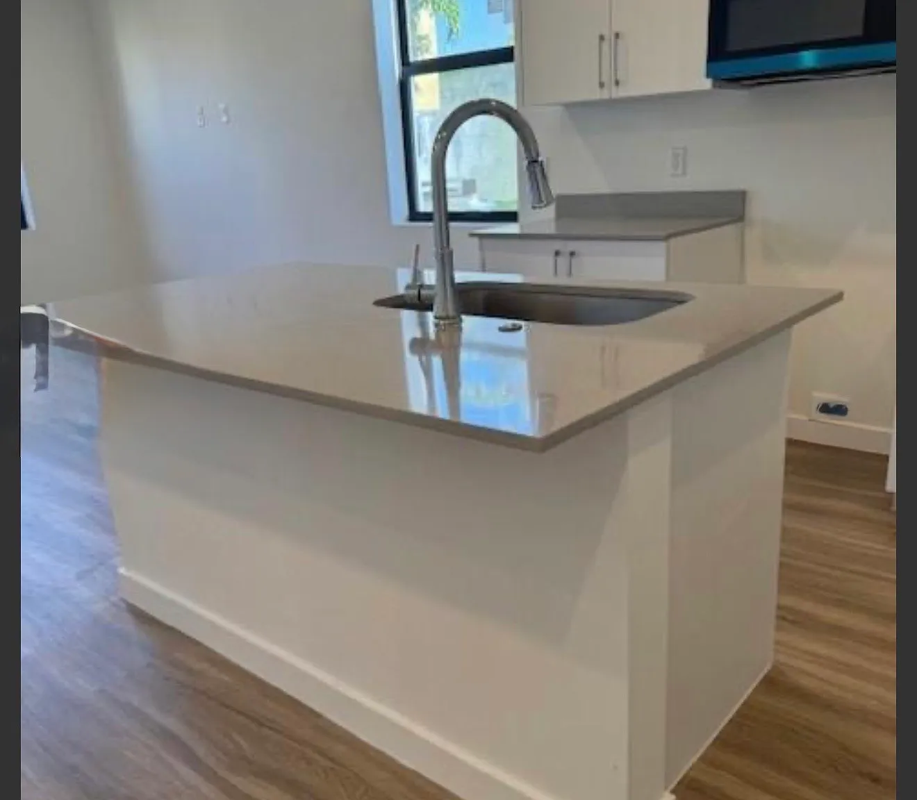 4 bed, 1578 sqft, $2,795 — Photo 4