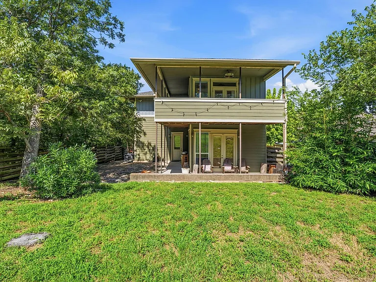 1305 Cometa St — Photo 27