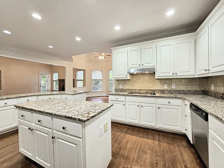 7335 Craigleith Dr — Photo 28