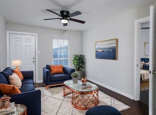 735 W Calvacade St #20, Houston, TX 77009