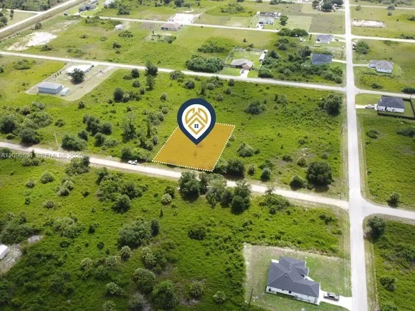 1504 Wells Ave, Lehigh Acres, FL 33972