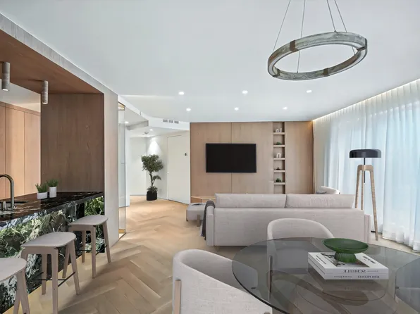 1 Avenue Wood #105, Westmount, QC H3Z 3C5