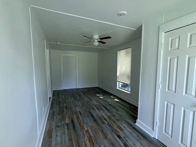 2328 W Sherman St — Photo 8