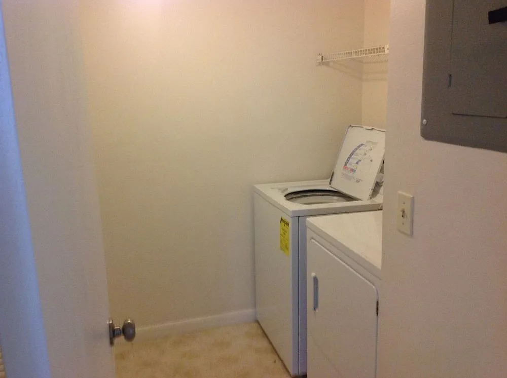 Beautiful 2 Bed 2 Bath Condo for Rent in Orlando, FL! — Photo 4