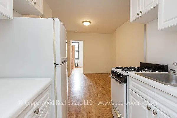 Rented by Copperwood Real Estate | media 12
