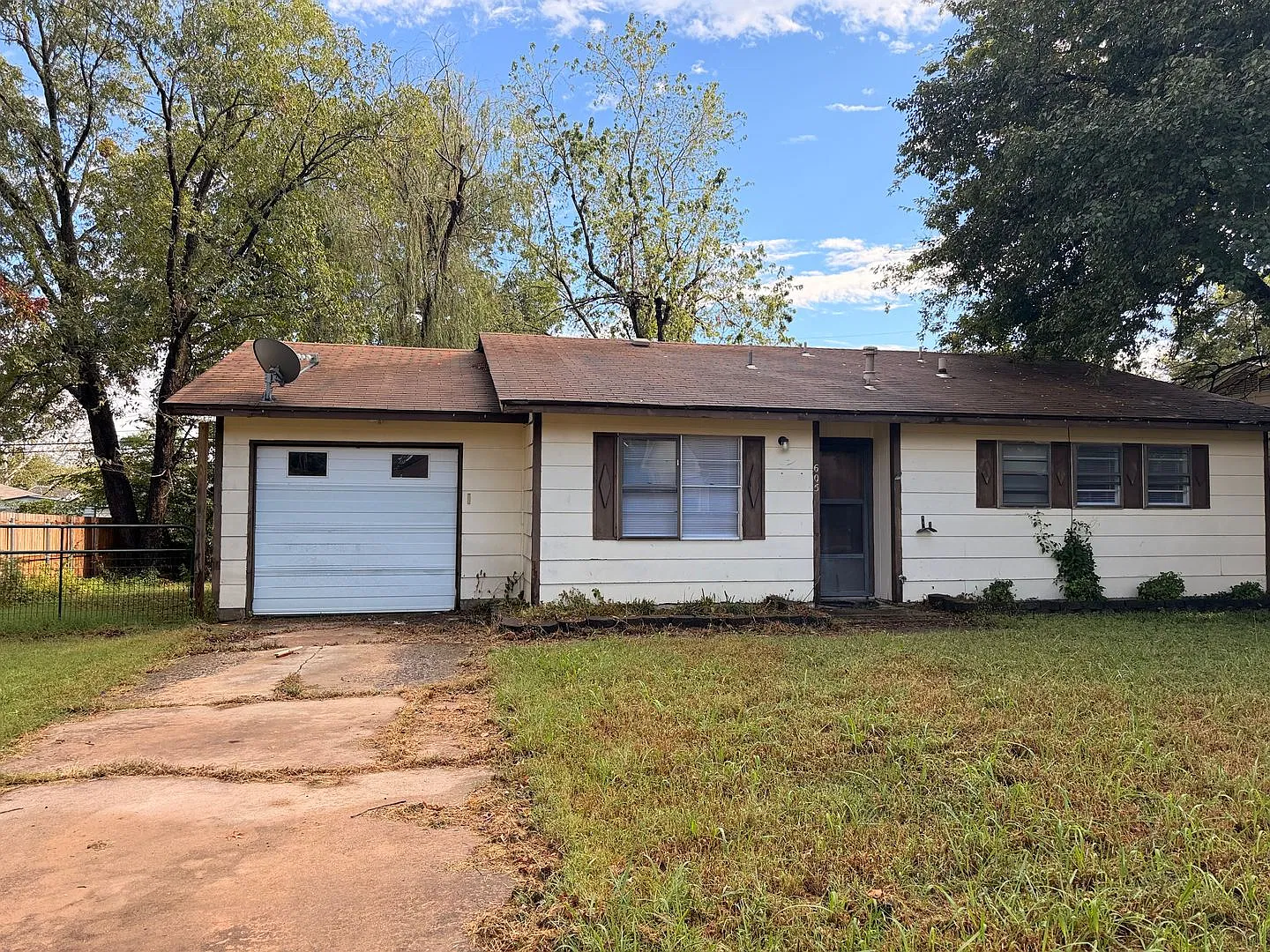 Broken Arrow Single Family Home for Rent 3 beds 2 bath — Photo 1