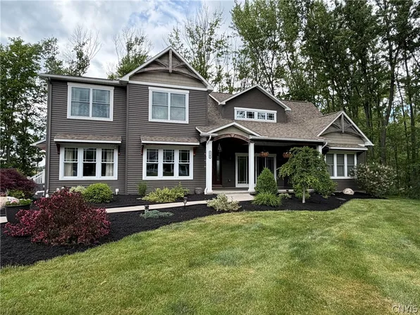 7701 Mocha Bear Path, Baldwinsville, NY 13027