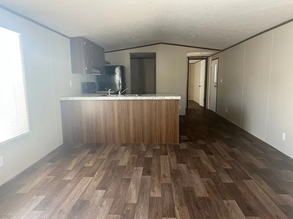 29 Meadowlark Ln, Collinsville, VA 24078