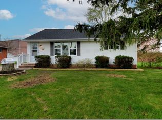15905 Wingate Rd, Maple Heights, OH 44137