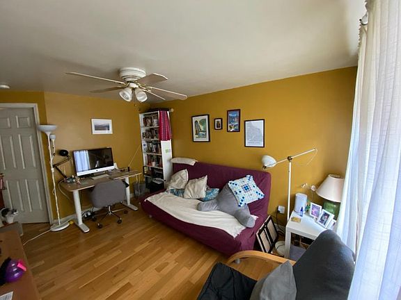 3rd image of 2207 Naudain St #1F