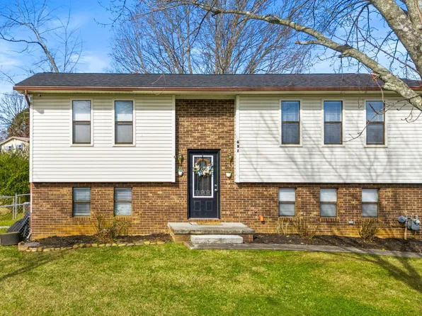 631 E 4th North St, Morristown, TN 37814
