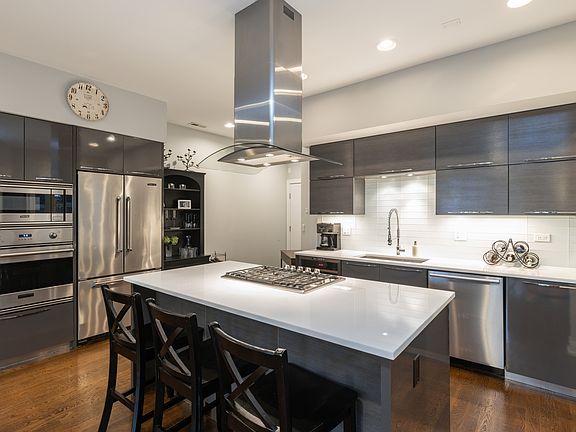 5th image of 1508 W Huron St #2E