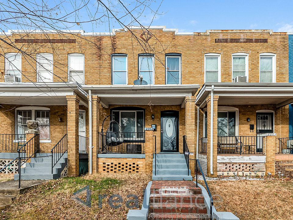 1st image of 2302 E St NE