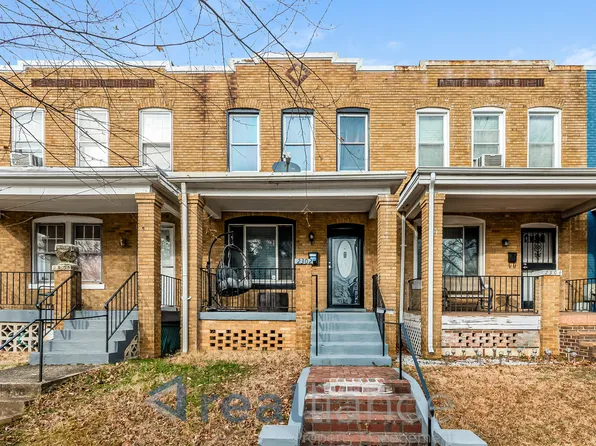 2302 E St NE, Washington, DC 20002