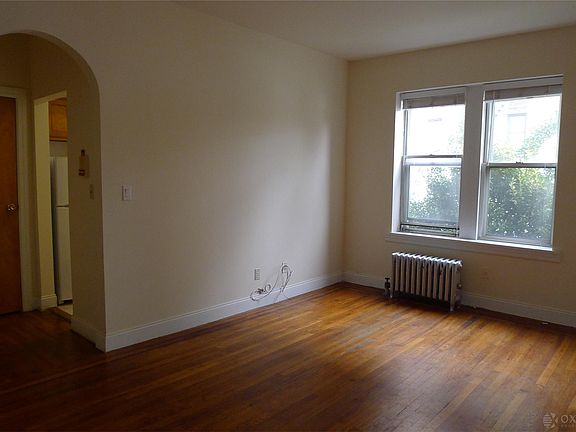 2nd image of 4556 42nd St APT 1A