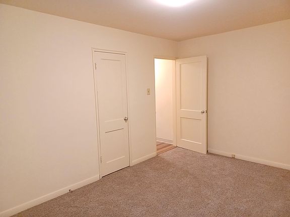 3rd image of 225 W Areba Ave #C