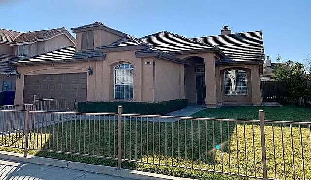 1st image of 2885 E Deyoung Dr