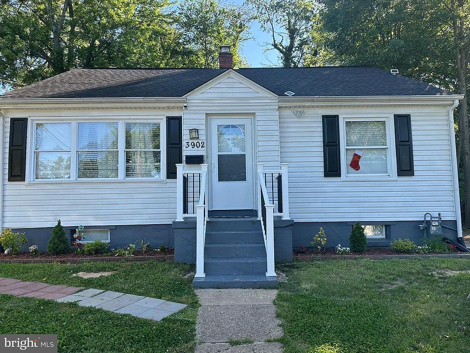 1st image of 3902 72nd Ave