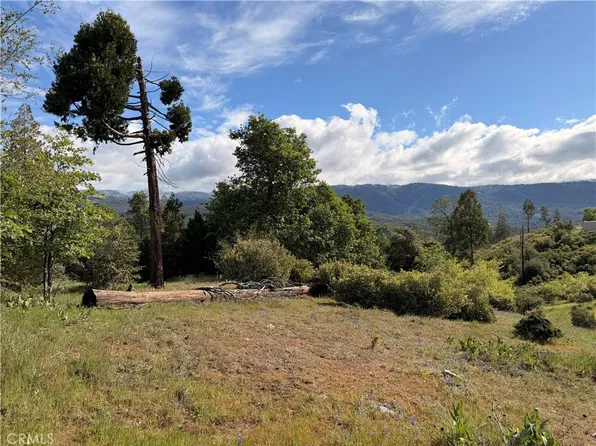 39 Manzanita Dr Lot 6, Oakhurst, CA 93644