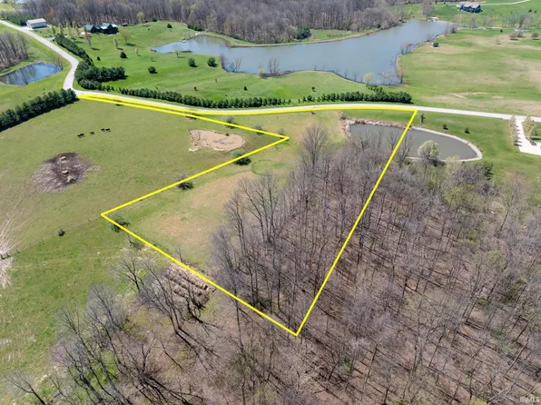 3425 S Hickory Rd, Bloomfield, IN 47424