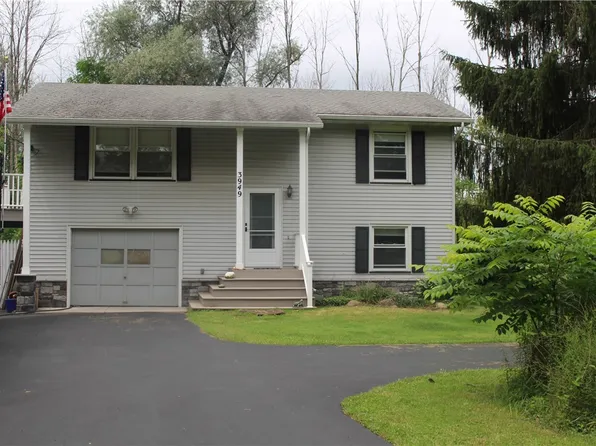 3949 Sweden Walker Rd, Brockport, NY 14420