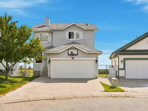 55 NW Anaheim Cres NE, Calgary, AB T1Y 7B8
